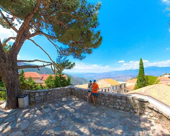 Delphi ve Arachova, Yunanistan — kare 1