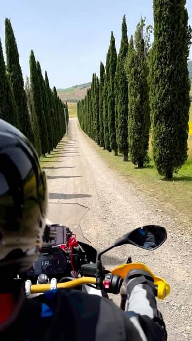 Pisa ve Toskana — kare 1