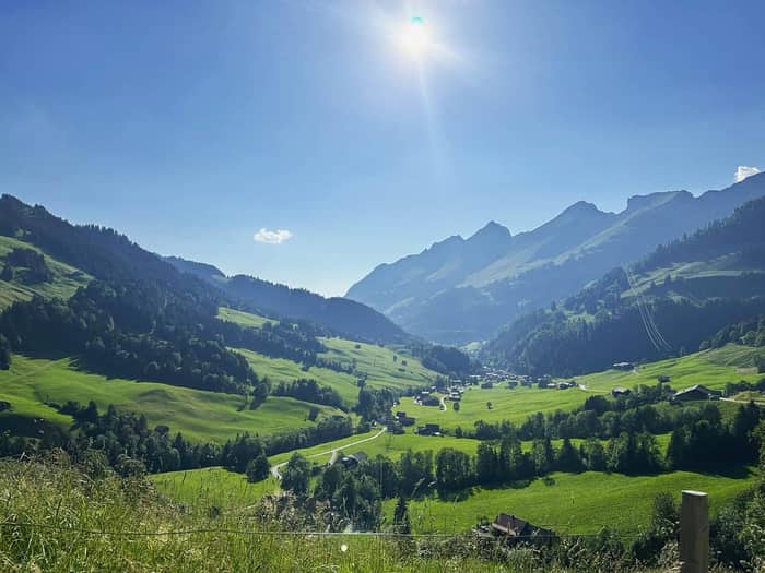 Oberalppass, Andermatt ve Interlaken — kare 6