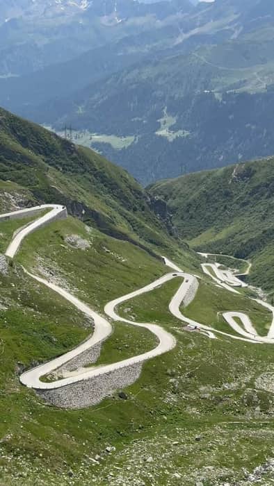 Oberalppass, Andermatt ve Interlaken — kare 2