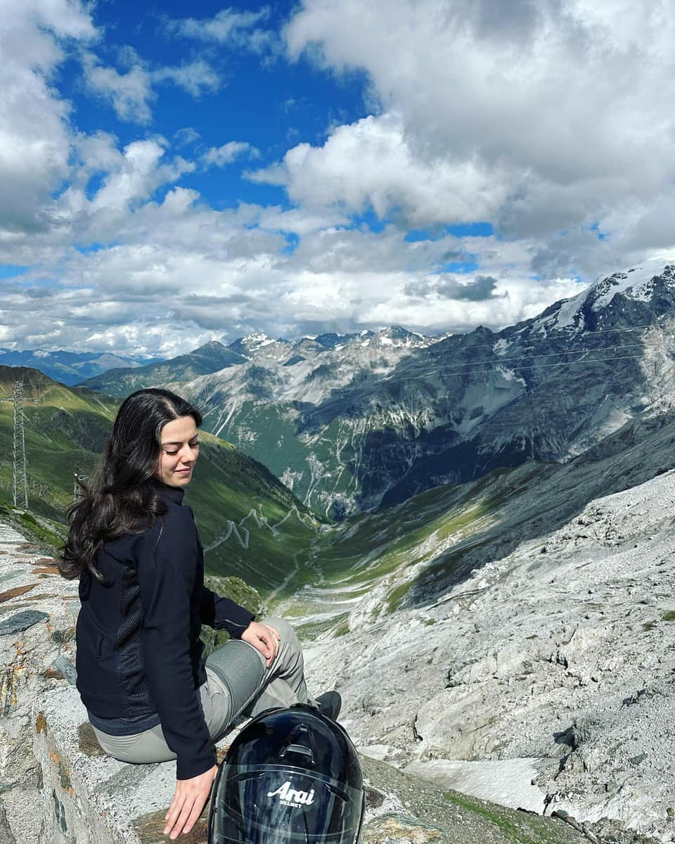 Stelvio ve Gavia Geçitleri, İtalyan Alpleri — Stelvio Geçidi Motosiklet Turu: 2757 Metrede Hayal