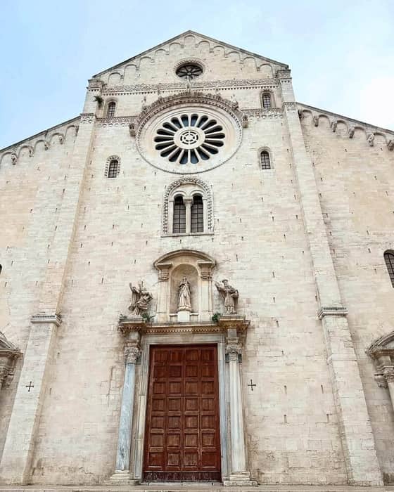 Bari, Puglia — kare 8