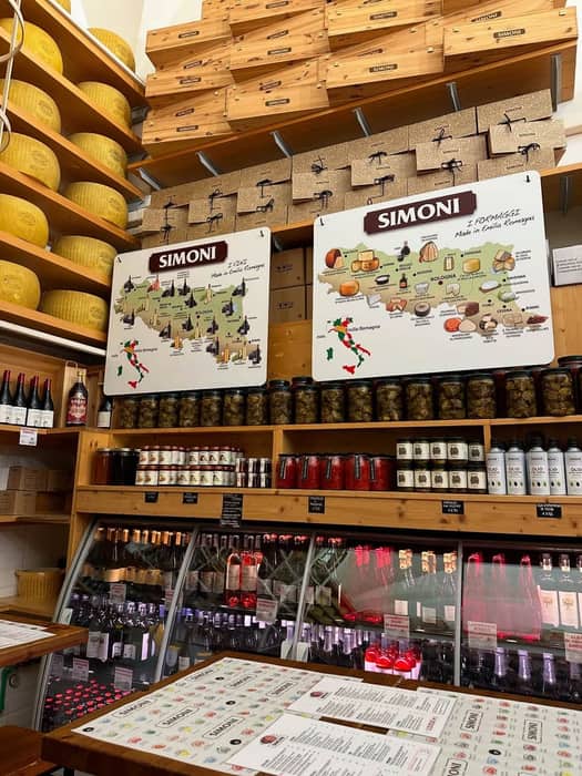 Bologna, Emilia-Romagna — kare 8