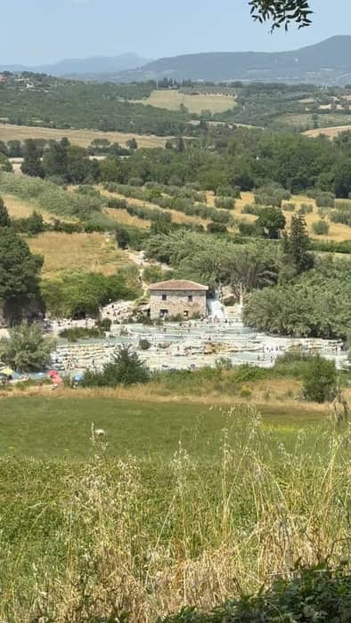 Saturnia Termal Şelaleleri