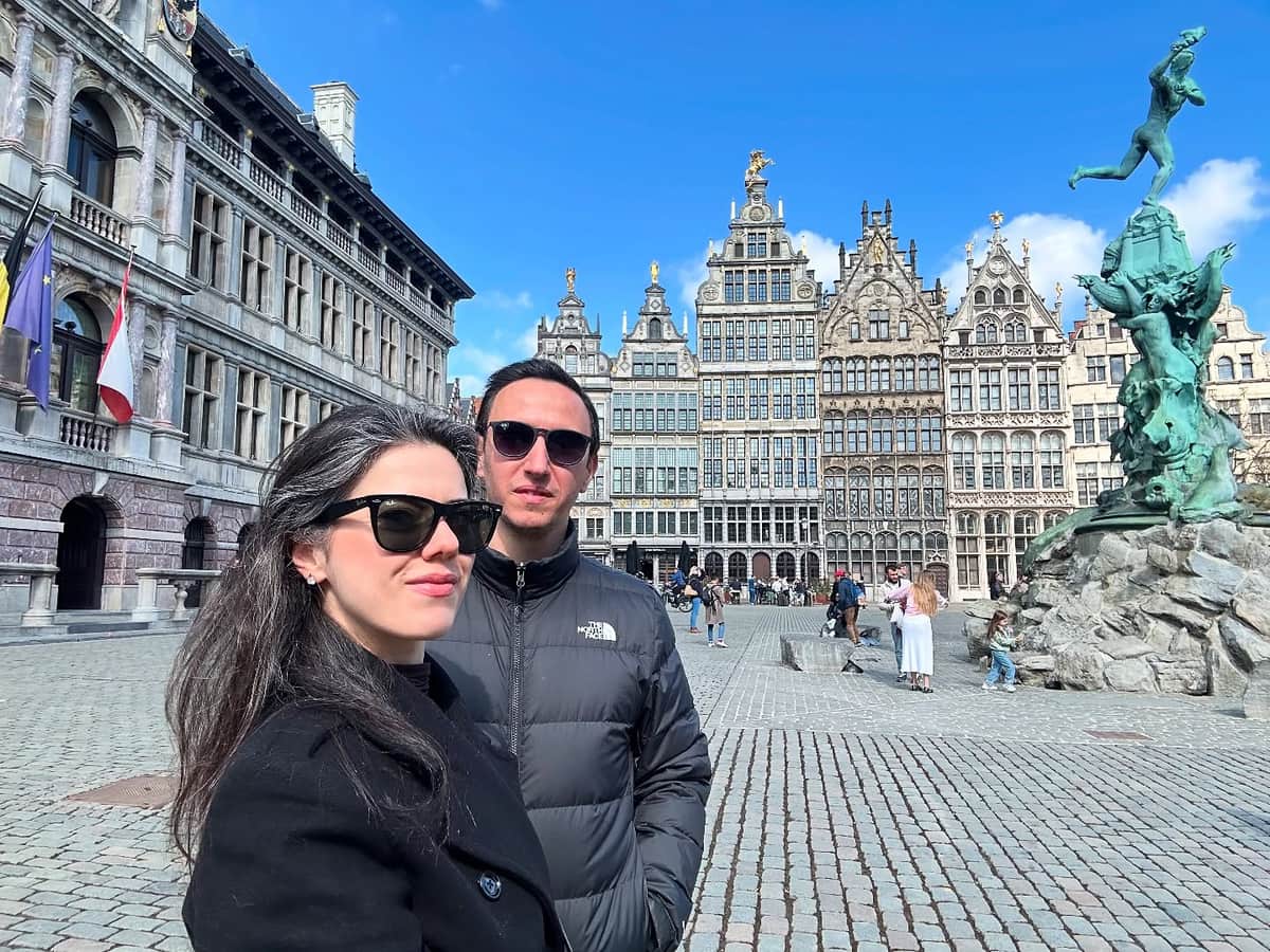 Antwerp — Antwerp Gezi Rehberi: Grote Markt, Brabo Çeşmesi, Lonca Evleri
